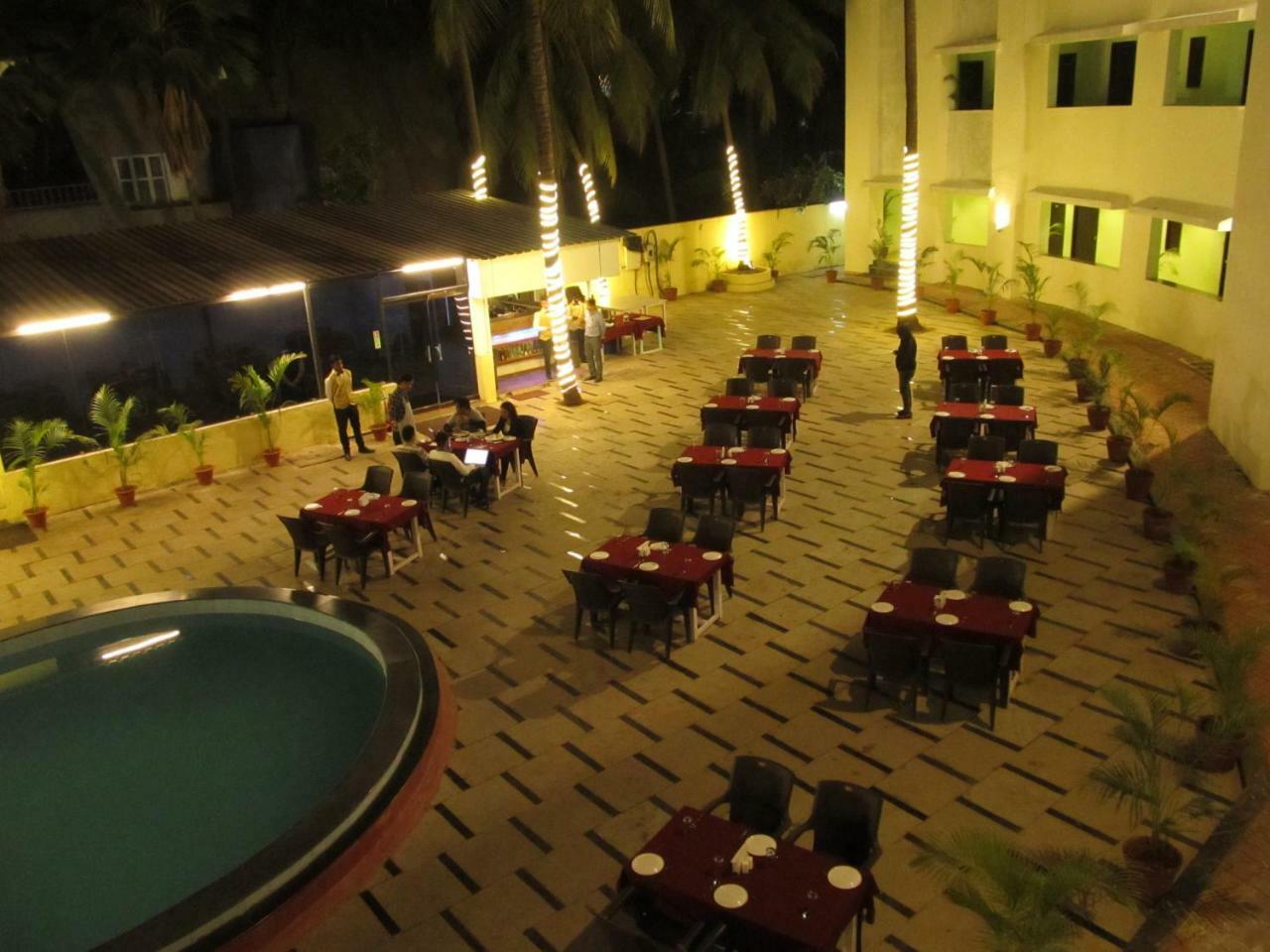 Hotel Sea Rock Villa Даман Екстер'єр фото