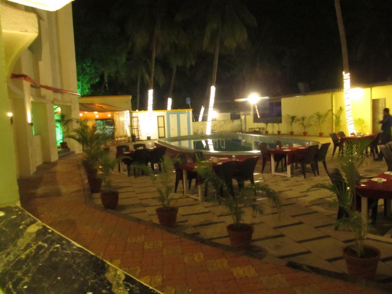 Hotel Sea Rock Villa Даман Екстер'єр фото